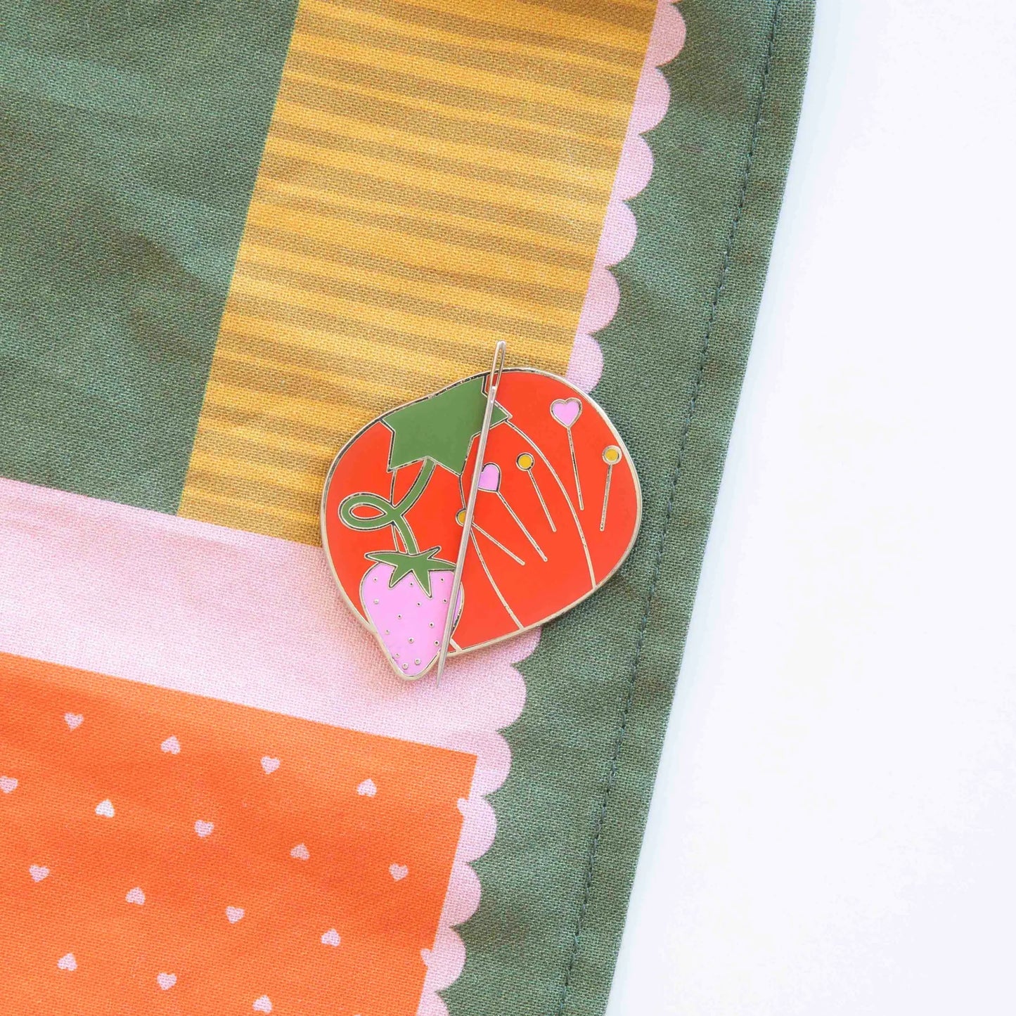Tomato Pin Cushion Magnetic Needle Minder by Sarah Hearts